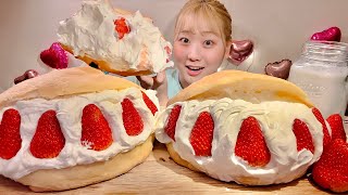 ASMR クリーム爆弾！ホイップメロンパン Fresh Cream Melon Bread【日本語字幕】【咀嚼音 Mukbang Eating Sounds】 [upl. by Eralc]