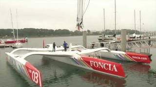 MOD 70  Michel Desjoyeaux met son trimaran FONCIA à leau [upl. by Ikir]