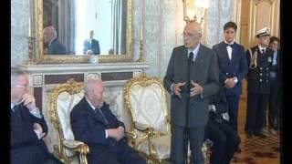 Il Presidente Napolitano alla consegna delle agende personali del Presidente Ciampi [upl. by Luhey469]