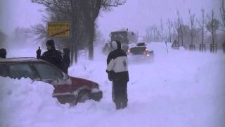 Schneesturm Rügen Mönchgut Heiligabend nichts geht mehr Strasse ist unpassierbar [upl. by Nahum]