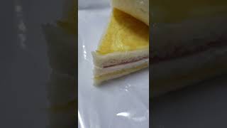 a simple but super famous sandwich in Taiwan life food love sandwich [upl. by Cynth]