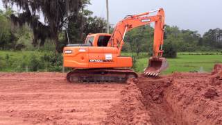 Doosan Excavator Dx140  Construtex Aluguel Escavadeira 48 991721001 [upl. by Nhabois]