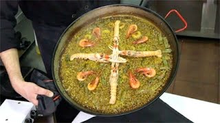 Seafood Paella The real one from Valencia [upl. by Pattin]