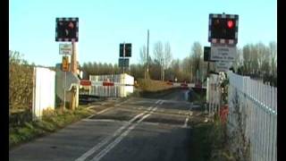 Ufton Nervet Level Crossing [upl. by Hermine451]