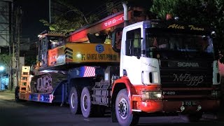 Heavy Haulage Scania P420 Loading Transporting Sany SR150C [upl. by Carry]