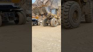 Caterpillar Wheel Loaders amp hardwork automobile [upl. by Lavella246]