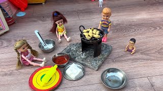 Lilly milly ki kahani part 41 lilly milly ne bnaya momos barbie doll cartoon the barbie task [upl. by Aelsel]