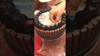 Kitkat chocolate photo cakebeautiful and nice photo cakeshortvideoYouTube trending short video [upl. by Akkin983]