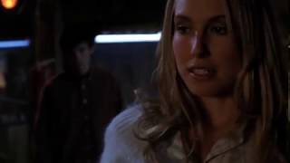 Smallville 4x11  Alicia gives Clark a necklace [upl. by Nicolette]