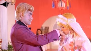 Bharjari Gandu Kannada Movie Scenes  Raghavendra Rajkumar As Dora Comedy Scene [upl. by Namzzaj]