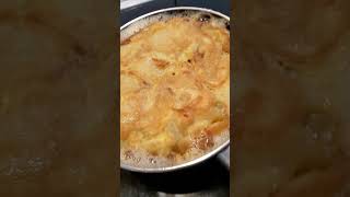 TWO POTATOES AND EGGS TORTILLA ESPAÑOLA RECIPE BLOWED UP THE INTERNET shortrecipe food potatoes [upl. by Dash]