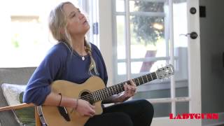 LADYGUNN TV  LISSIE SINGS THEY ALL WANT YOU  ACOUSTIC [upl. by Amehsat582]