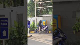 CARA MOTOR TANPA PLAT NOMOR DEPAN KELUAR PARKIRAN [upl. by Akener401]