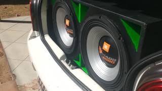 JBL Tornado 3000 tocando quot Grave faz Bum quot 1 [upl. by Hayashi777]