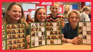 Kinderen sparen grappige voetbalplaatjes van vaders [upl. by Nnylanna]