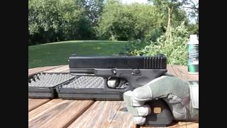 Airsoft HFC Glock 17 GBB Demonstration OLD [upl. by Berglund]