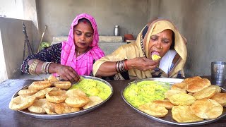 Saas Vs Bahu  40x Puri With Pakora Curry Eating Challenge  Cooking amp Eating Challenge  Bhukkad [upl. by Borlase688]