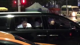 170910 Sehun and Chanyeol Open Windows to Greet Fans  Leaving Inkigayo [upl. by Froemming]