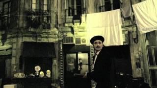 Tonino Carotone  Un Ragazzo Di Strada Official Music Video [upl. by Anilok]