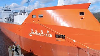 📣 1e Schip OOIT Voor Een Klant in Azië Baant Zich Een Weg Door De Wateren Van Groningen  2856NL [upl. by Eentruok]