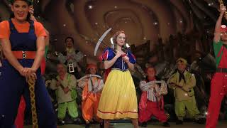 Snow White amp the Seven Dwarfs  Aylesbury Waterside Theatre  ATG Tickets [upl. by Secunda]