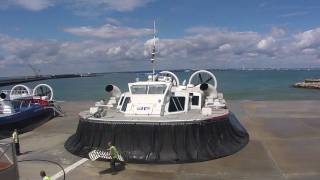 Hovercraft Ryde leaving for Portsmouth and SouthseaGreat Quality Isle of Wight Solent Express [upl. by Ardath]