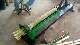 Manual bamboo splitter [upl. by Nowell574]