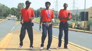 Mlambos Express Band feat Thuthani Suppah Ndlovu  Onkemetsi OFFICIAL VIDEO [upl. by Doowyah641]