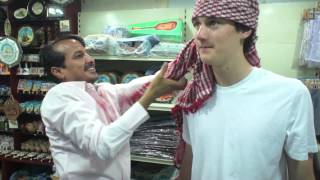 How to wear a keffiyeh [upl. by Eojyllib]