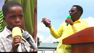 MTOTO MUUZA NDIZI AIBUKA KWA MAKONDA KUMPA UJUMBE quotUNISAIDIE KUNISOMESHA NIMSAIDIE MAMA YANGUquot [upl. by Nibram914]