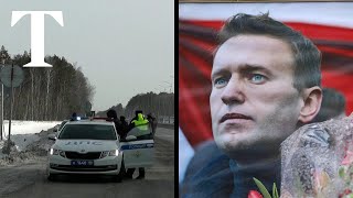 Police in Yekaterinburg prevent people from laying flowers in memory of Navalny [upl. by Witte]