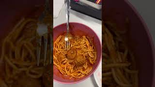 Spaghetti with garlic bread [upl. by Anelagna]