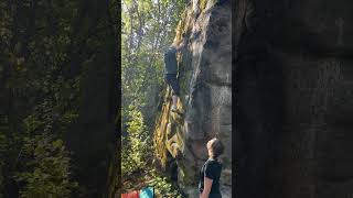 Tigerlily Left Face  V2  Tigerlily  Leavenworth Bouldering [upl. by Dloniger]