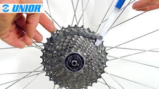 Sprocket wear indicator 16582P  Product Overview  Unior Bike Tools [upl. by Shepley]