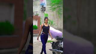 AAP log kaha kaha se h❣️❣️shortvideos anushka262 shhorts walk [upl. by Suckram]