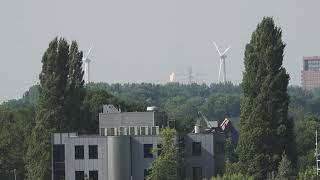 Fabrieksstoring bij Shell Moerdijk zorgt voor grote rookwolk [upl. by Nalahs]