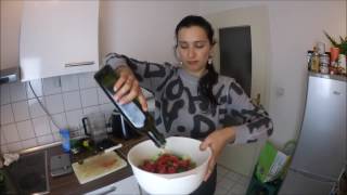 ♥ Rohkost ♥ Vegan ♥ Glutenfrei  BlumenkohlCouscous mit Olivenpesto [upl. by Cr]