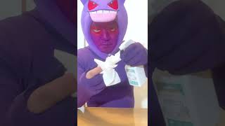 How to deodorize shoes shorts funny gengar pokemon cosplay lifehacks [upl. by Herwick56]