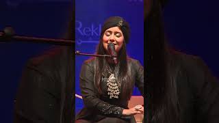 HONTON SE CHHU LO TUM  Harshdeep Kaur jashnerekhta urdupoetry ghazal [upl. by Aitselec]