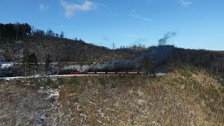 Dampfzug der Harzer Schmalspurbahnen auf dem Weg zum Brocken  DrohnenAufnahme [upl. by Aushoj]