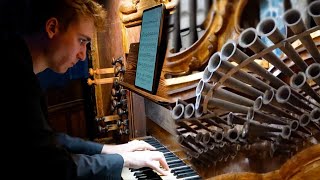 Emperors Fanfare on the most powerful Pipe Organ with Spanish Trumpets  Paul Fey [upl. by Wernsman799]