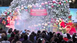 Grinchmas 2011  Universal Studios Hollywood Tree Lighting amp Backlot [upl. by Sloatman]