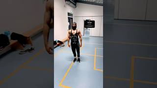 Shorts 36  Oefenen met poseren motivation fitness gym bodybuilding [upl. by Nosliw559]