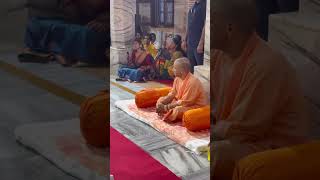 Yogi baba की भक्ति बोलो राधेराधेviralshort shortsvideo YogiAdityanath yogi yogi baba [upl. by Tertius464]