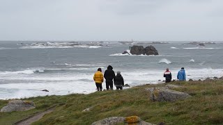 Tempête Ciaran dernière promenade sur le littoral dans le Finistère  AFP Images [upl. by Boy887]