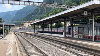 SPETTACOLO il treno « PAGANELLA » DEVIATO dal SEMPIONE in transito a CAPOLAGO GOTTARDO [upl. by Akinad]