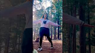 Lets dance with me dance alarmringtone kpop dancer dancecover christmas smartphone pink [upl. by Linette]