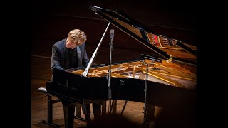 Jan Lisiecki  Schumann Romance in Fsharp Major Op 28 No 2 [upl. by Navillus]