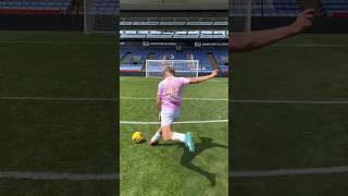 HOW TO SHOOT THE BALL soccer football fussball [upl. by Nowyt780]