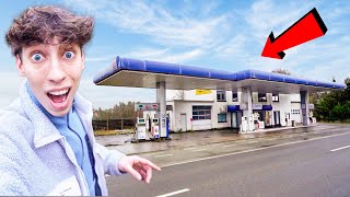 VERLATEN TANKSTATION met WINKEL BEZOEKEN [upl. by Nnayar202]